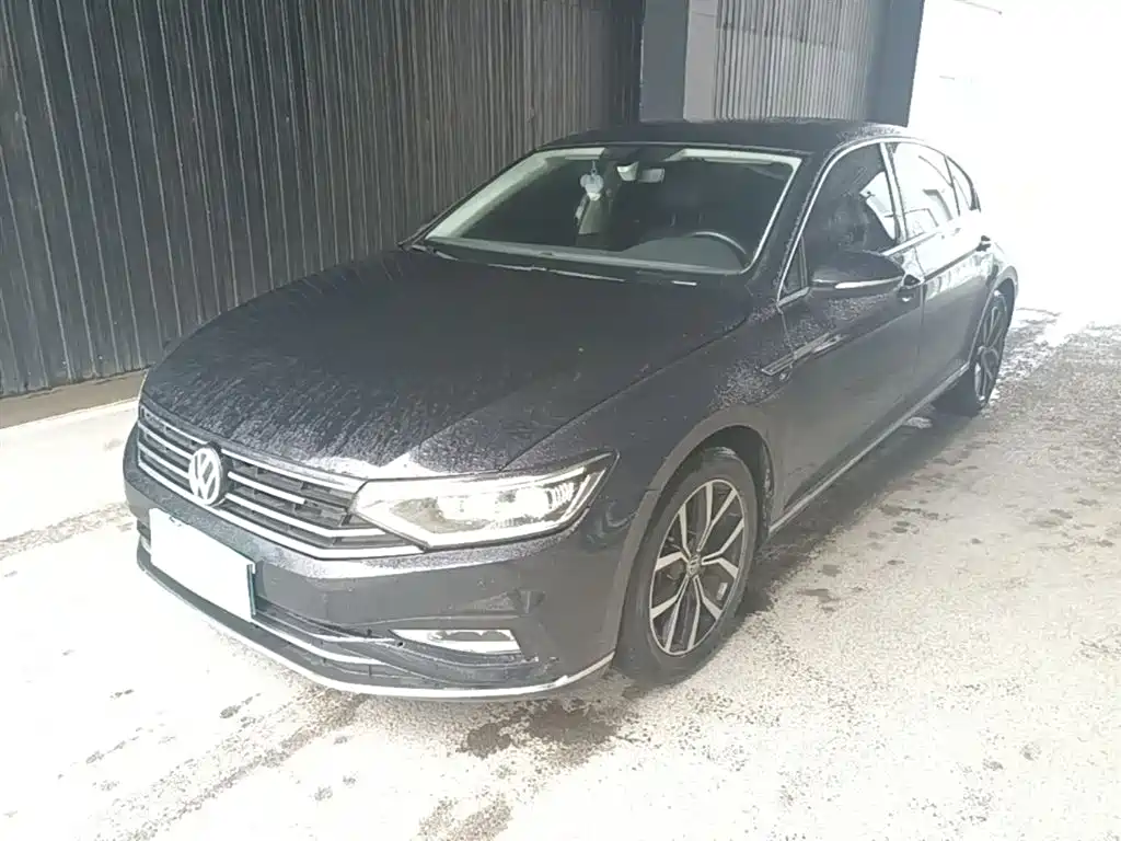 Volkswagen Magotan 2020 330TSI DSG Leading фото 2