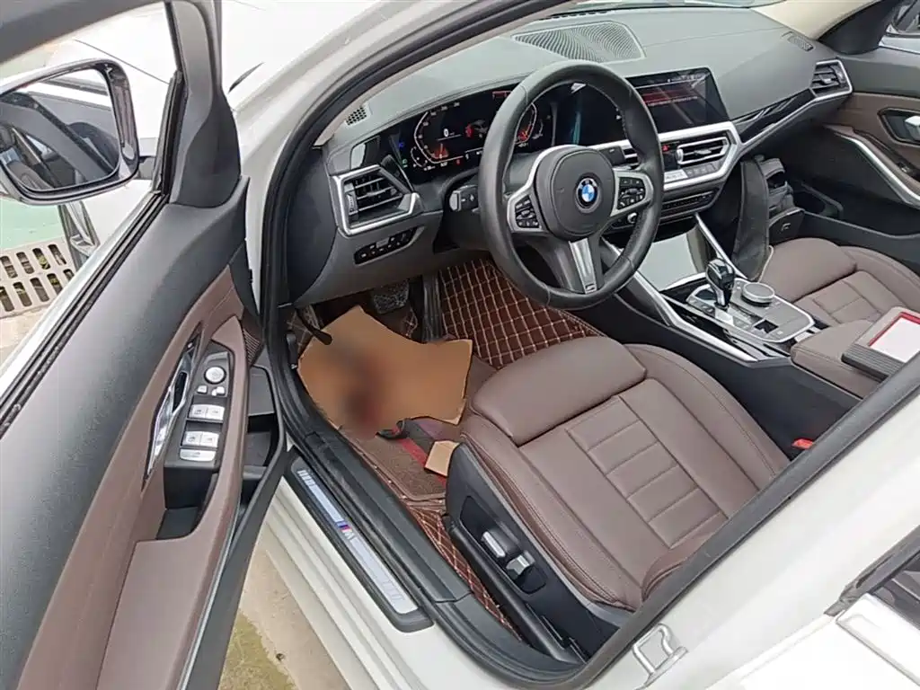 BMW 3-SERIES