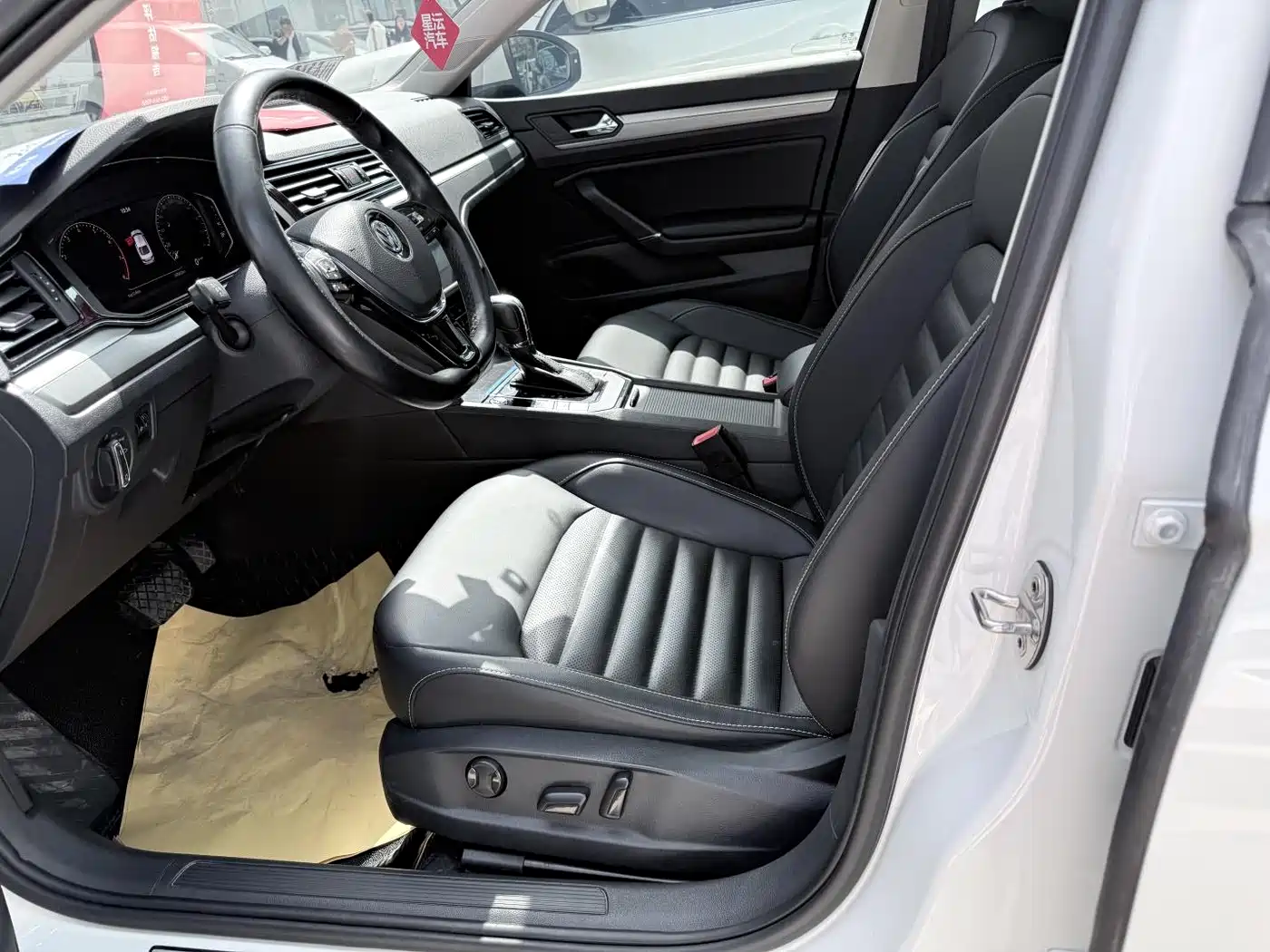 Volkswagen Lamando 2021 280TSI DSG Comfort Edition фото 7