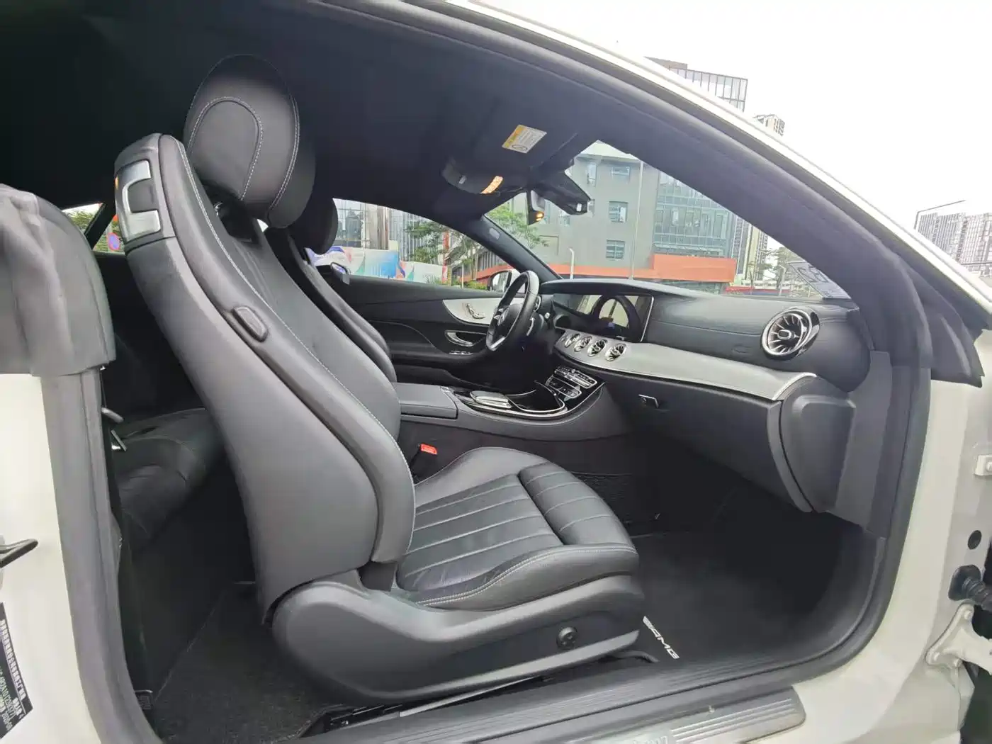 MERCEDES-BENZ E-CLASS (IMPORTED)