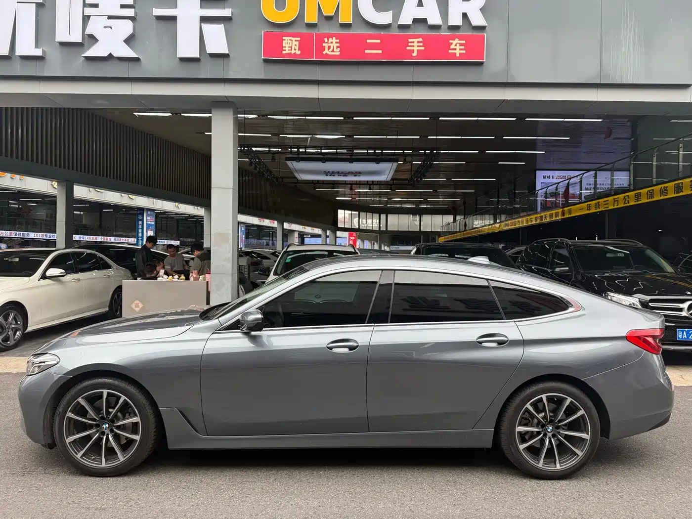 BMW 6 Series GT 2021 630i Luxury Design Package фото 3