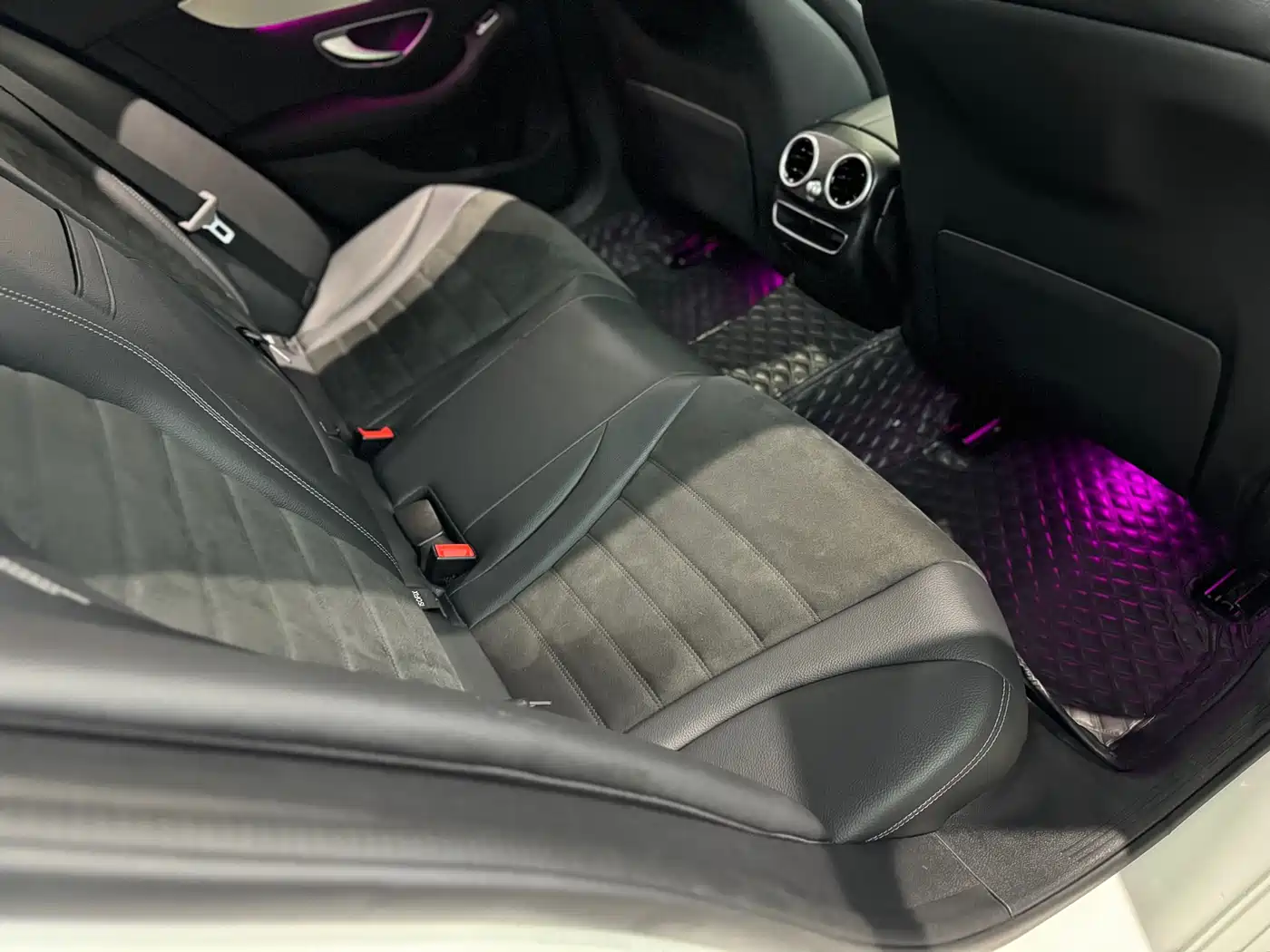 Mercedes-Benz C-Class 2021 C 260 Starry Exclusive Edition фото 29