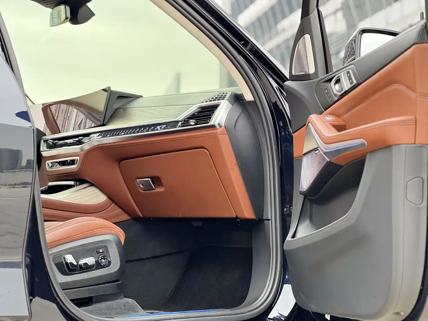 BMW X7 2023 xDrive40i Executive M Sport Package фото 6