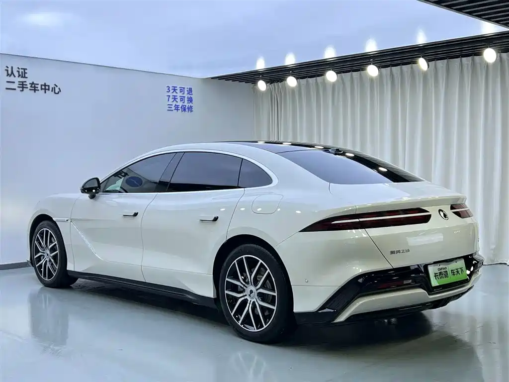 Denza Z9 2024 Model 1100km AWD Max Edition фото 4