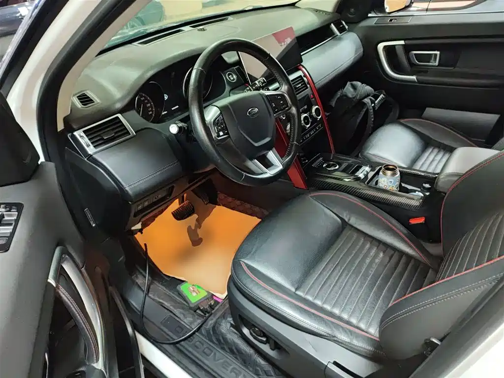 Land Rover Discovery Sport 2019 240PS SE Dynamic Edition China V фото 15