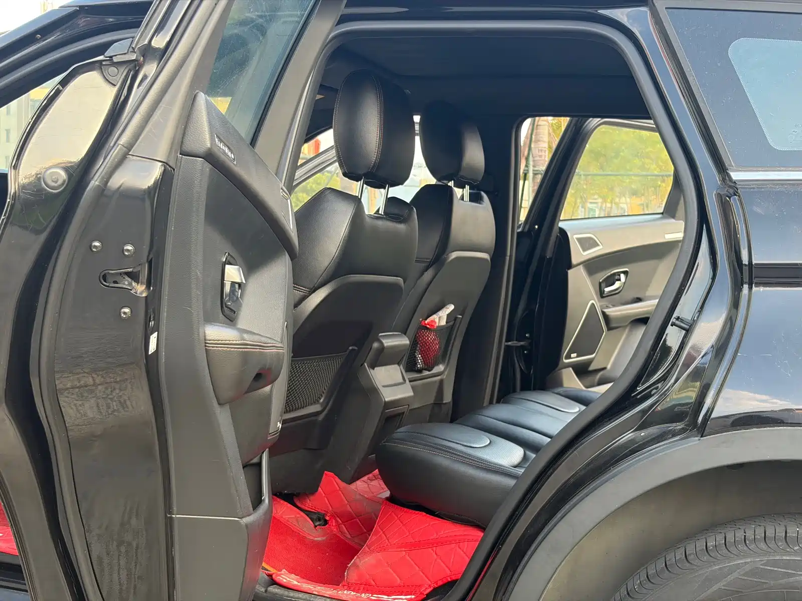 Фото 13 - Landwind X7