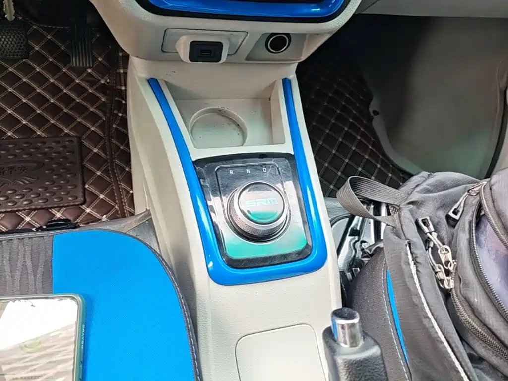 SRM Xinyuan New Energy Hiace EV 2023 2021 Standard