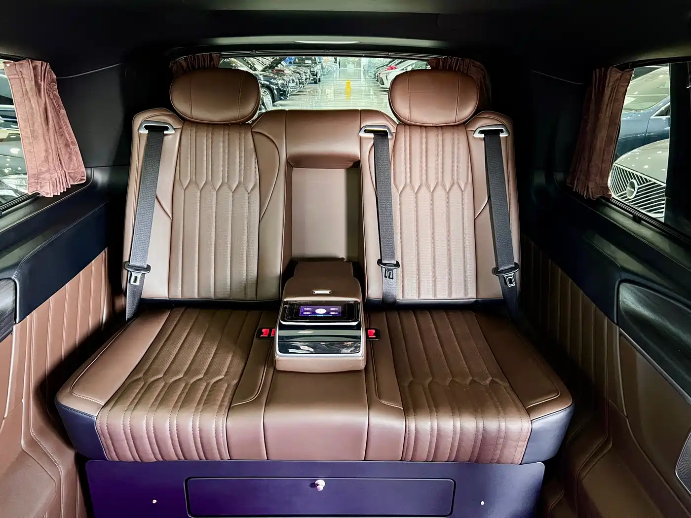 MERCEDES-BENZ V-CLASS