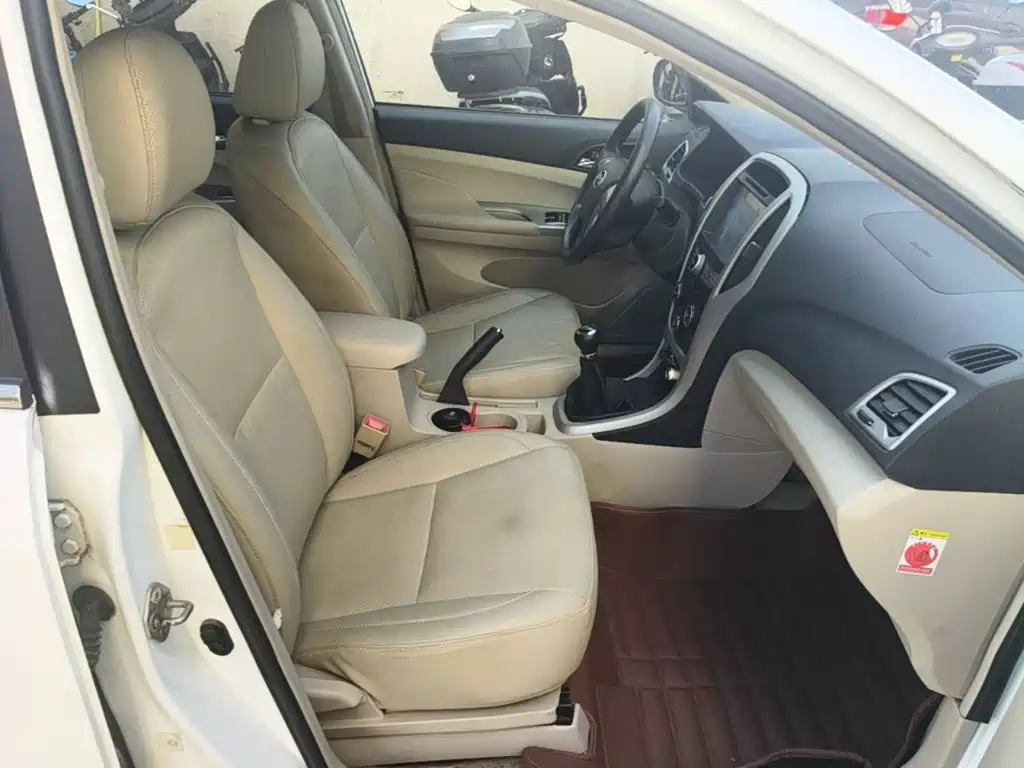 Фото 25 - BYD F3