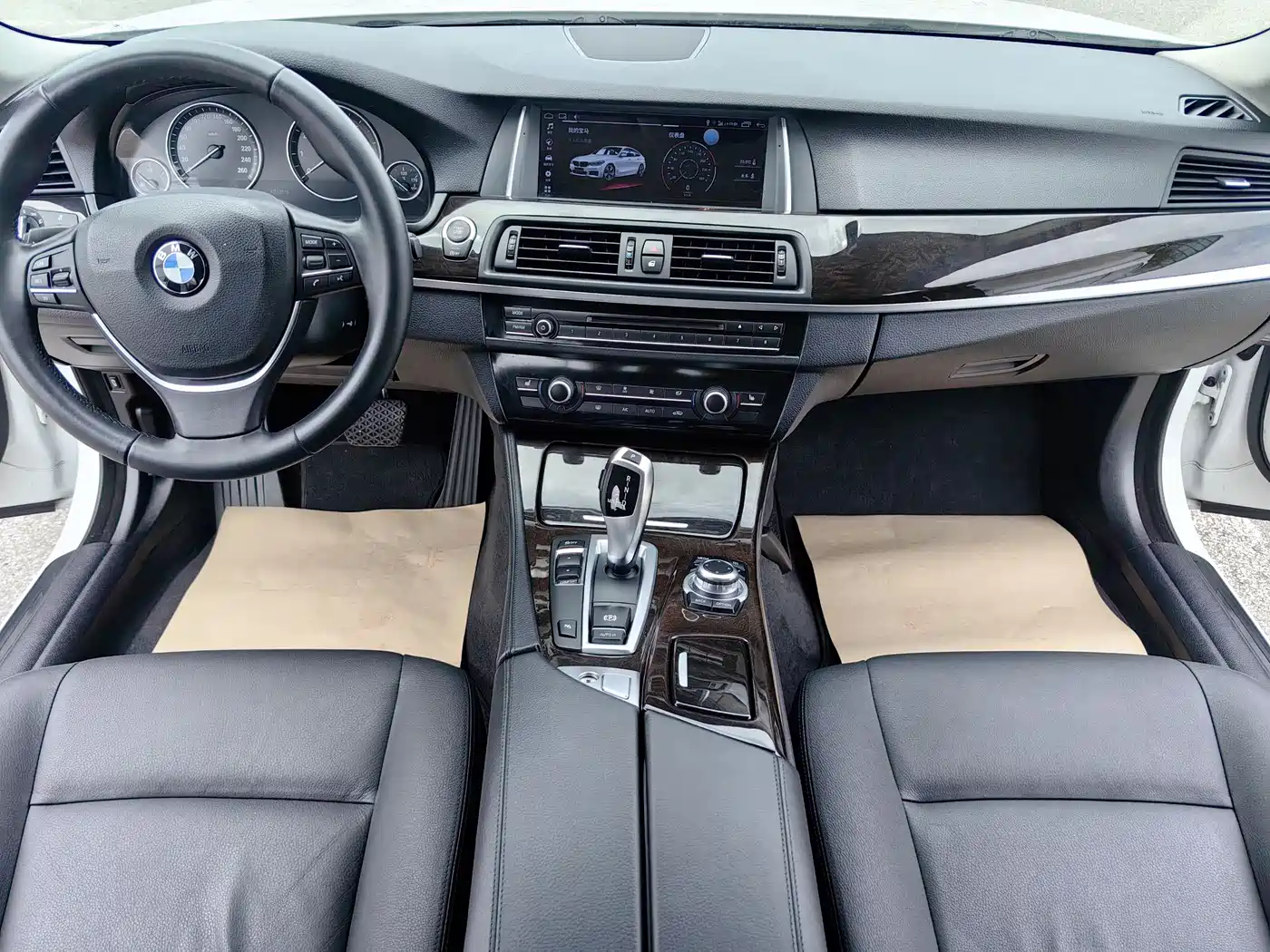 BMW 5 Series 2017 525Li Leading Edition фото 12