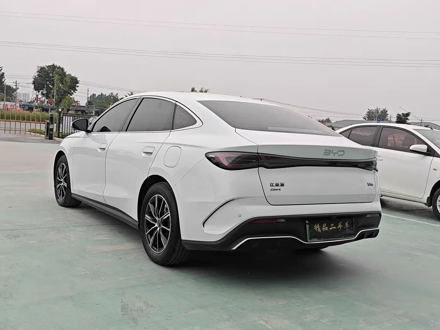 BYD Seal 06 New Energy 2024 DM-i 120KM Honor фото 18