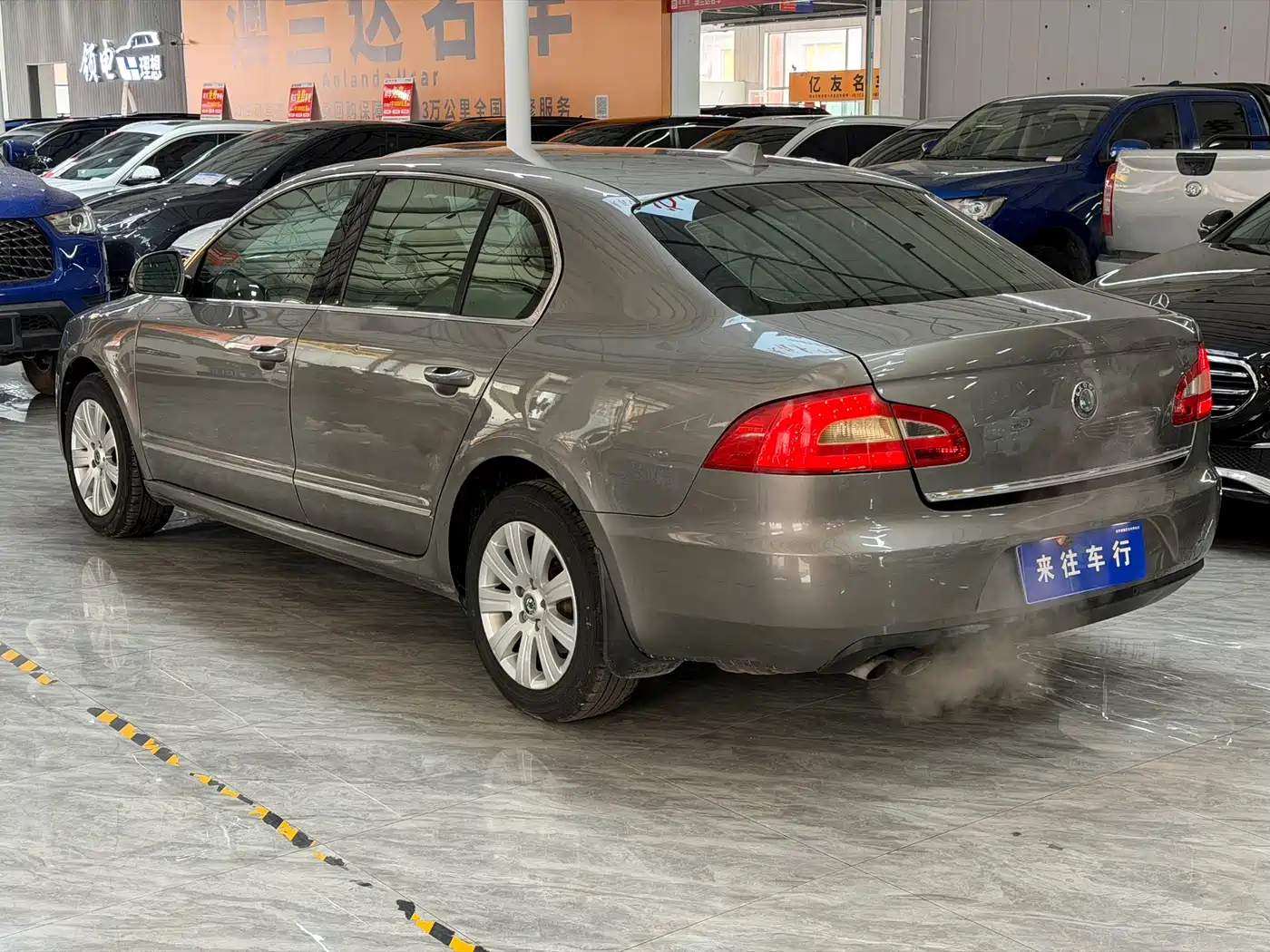Škoda Superb 2012 1.8TSI Automatic Noble Elegance Edition фото 2