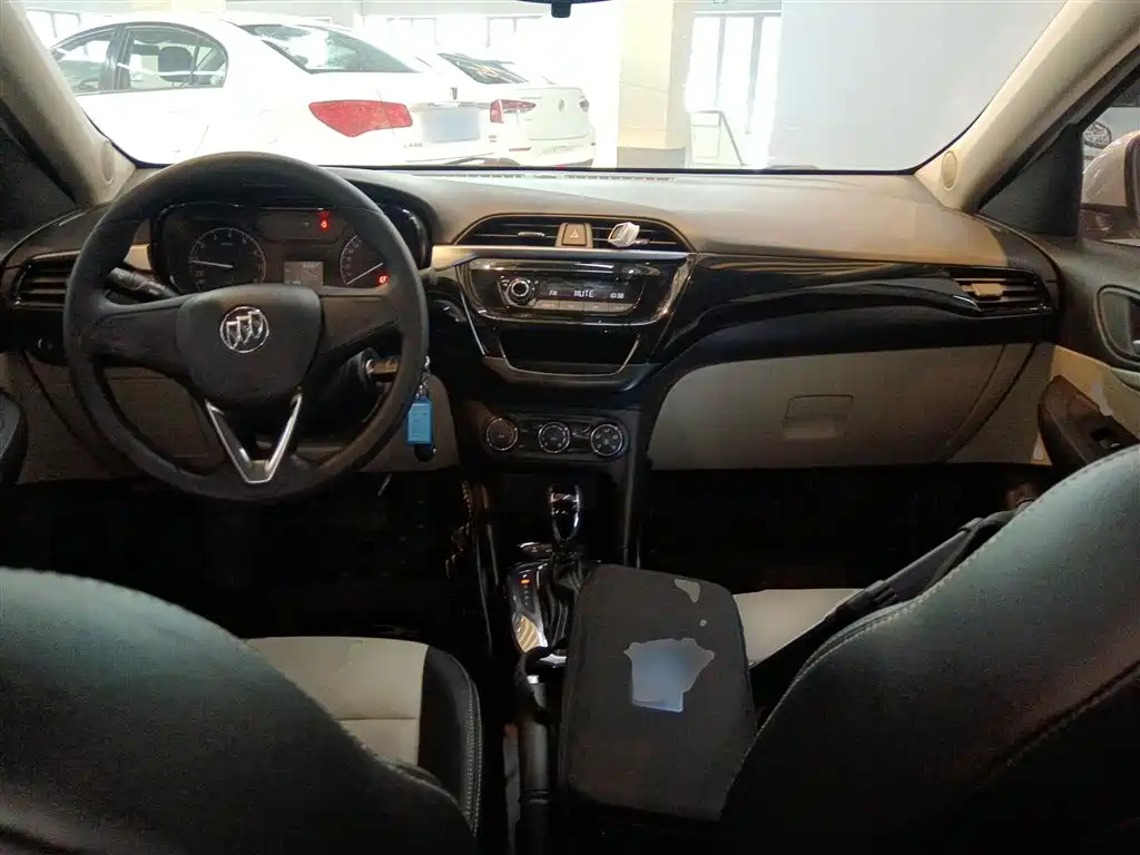 Buick Excelle 2018 15N CVT Elite фото 10