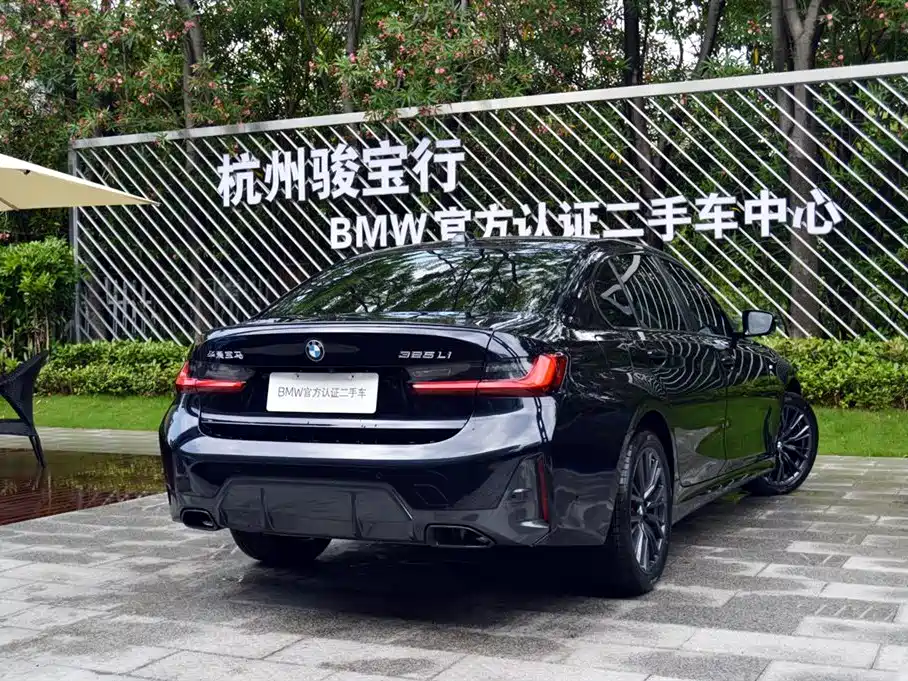 BMW 3 Series 2024 325Li M Sport Shadowline Package фото 6