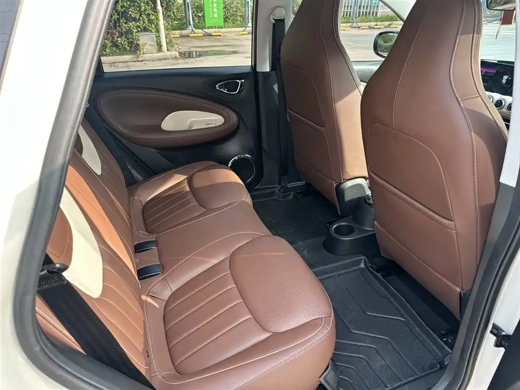 Фото 9 - Wuling Motors Wuling Bingo