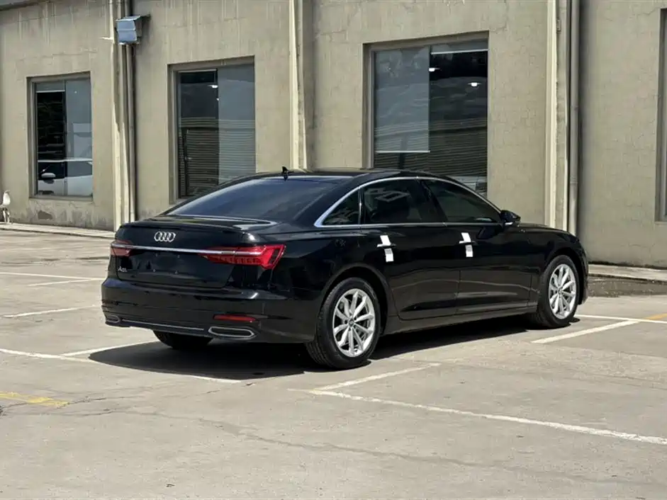 Audi A6L 2019 40 TFSI Luxury Elegance фото 9