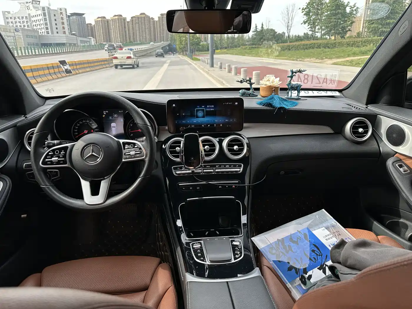 Mercedes-Benz GLC 2020 GLC 260 L 4MATIC Dynamic фото 4