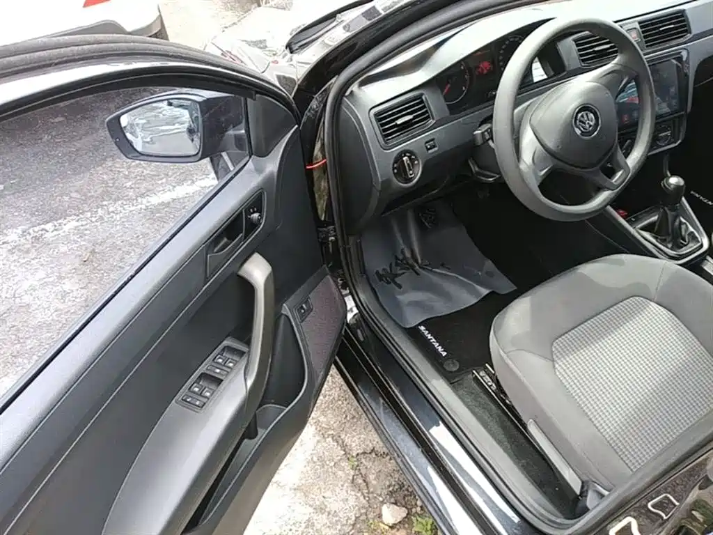 Volkswagen Santana 2018 1.5L Manual Trend Edition фото 16