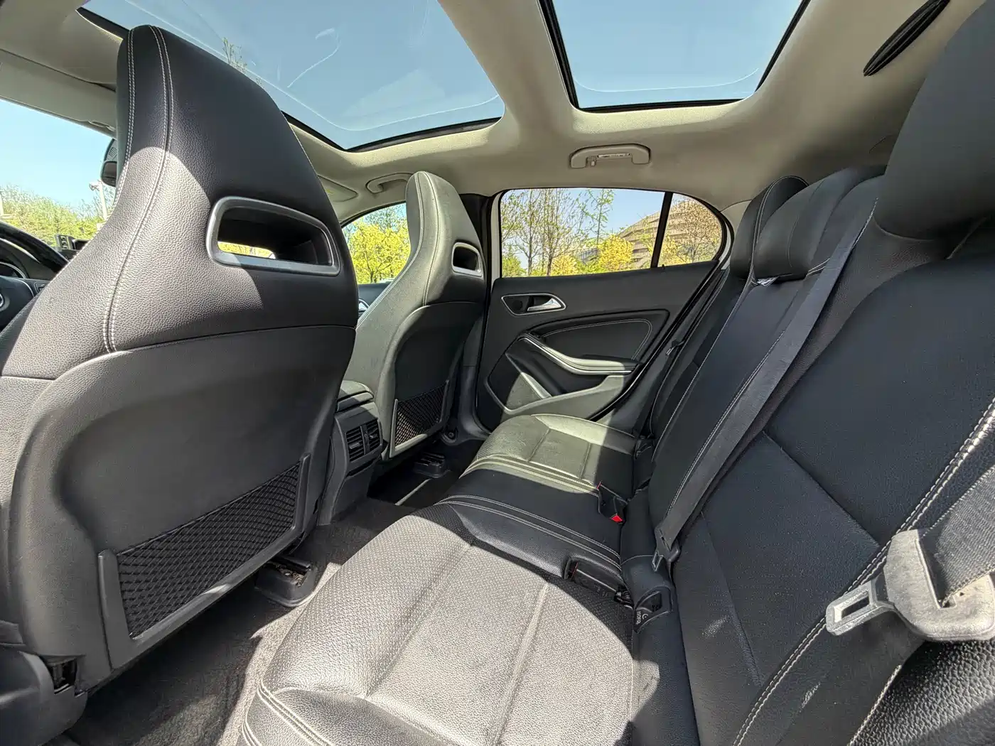 Mercedes-Benz GLA 2018 GLA 200 Dynamic фото 8