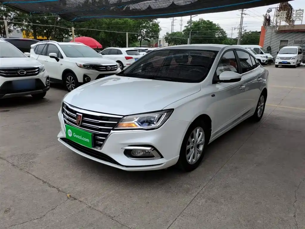 Roewe i5 2020 1.5L Automatic 4G Connected Premium Edition