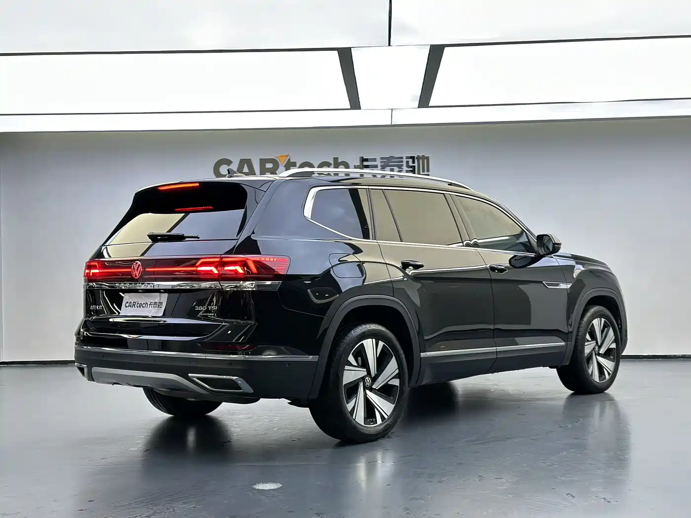 Volkswagen Teramont 2022 Teramont X 380TSI 4MOTION Premium Luxury фото 3