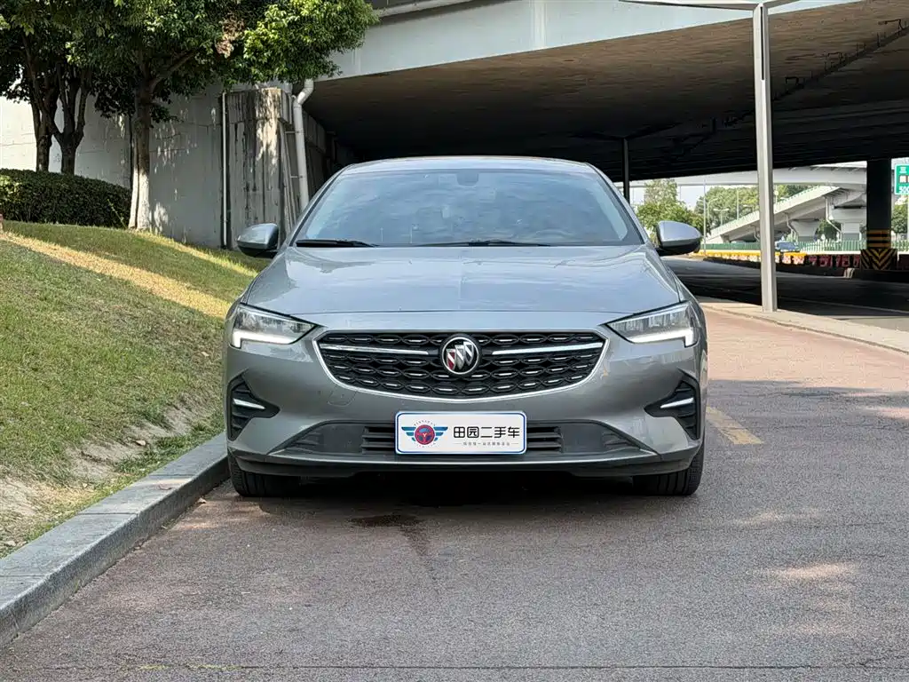 BUICK REGAL