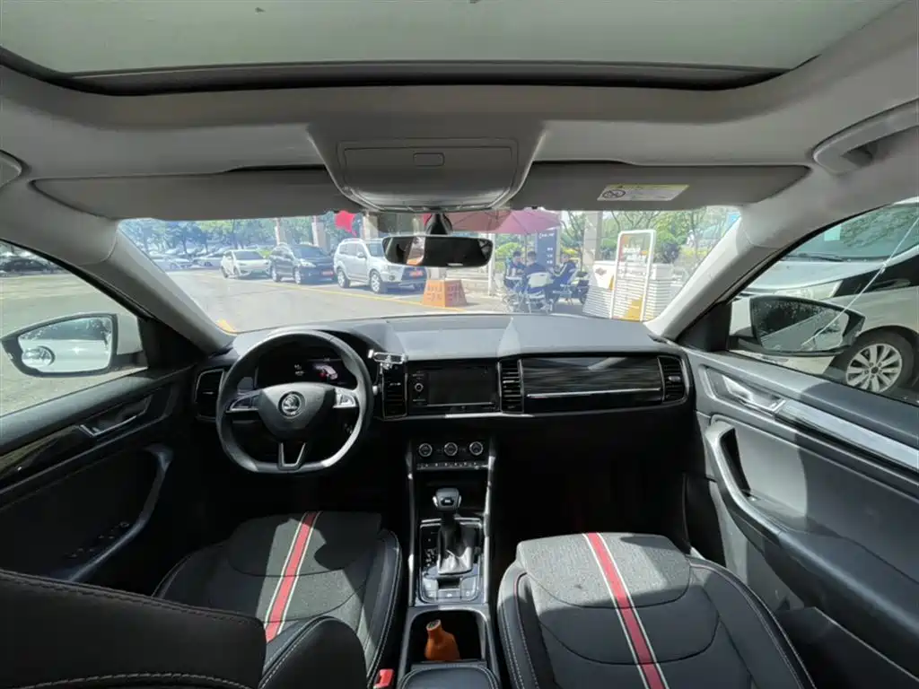 Škoda Kodiaq GT 2019 TSI330 2WD Comfort Edition China VI фото 10