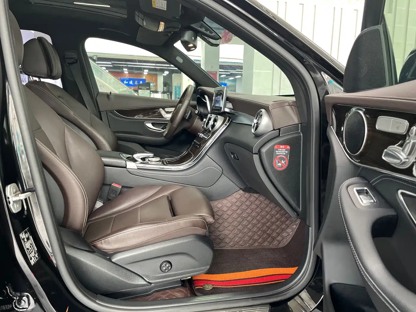 Mercedes-Benz GLC 2016 GLC 260 4MATIC Dynamic фото 14