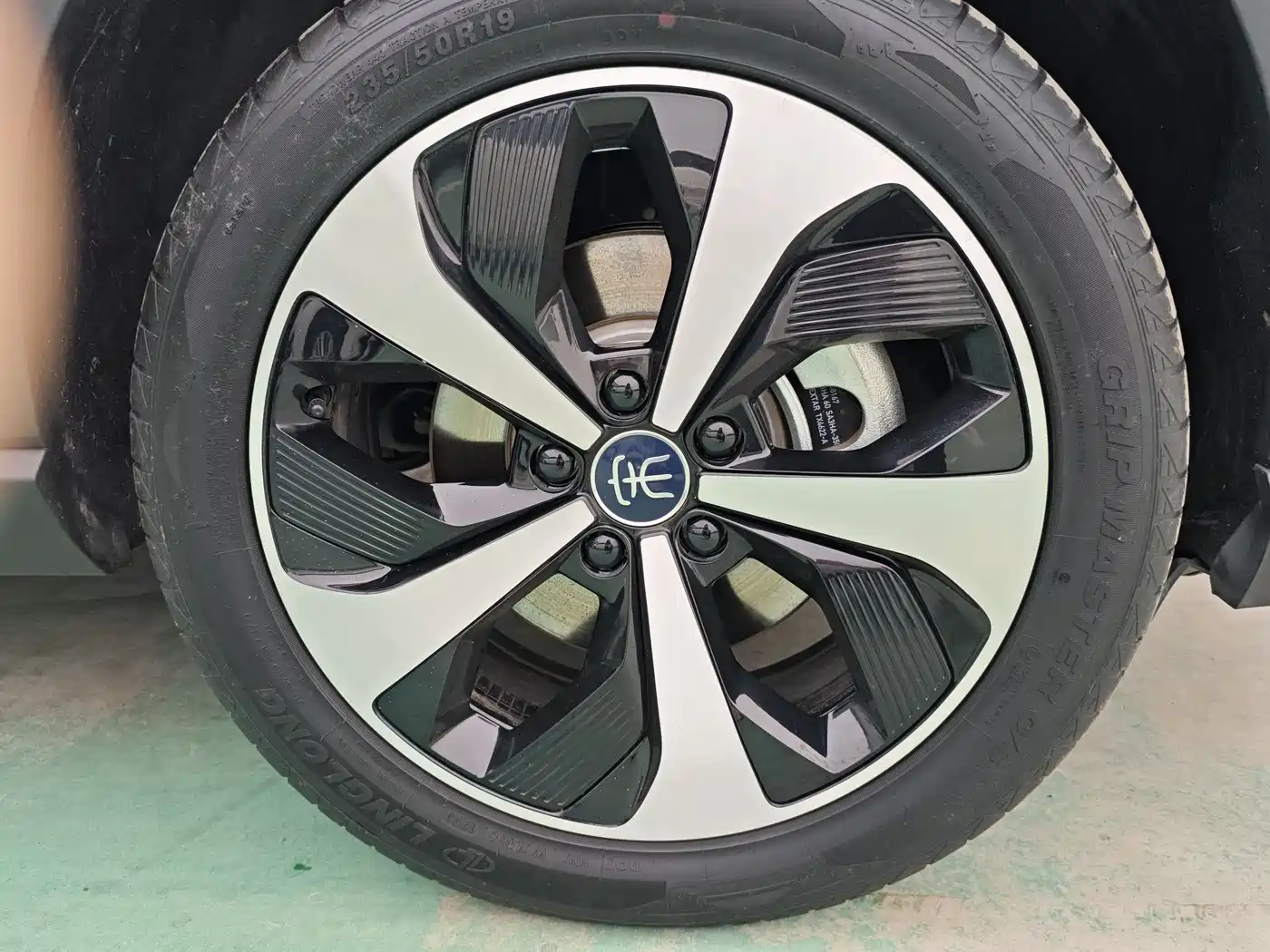 BYD Song PLUS PHEV 2021 DM-i 110KM Flagship PLUS фото 16