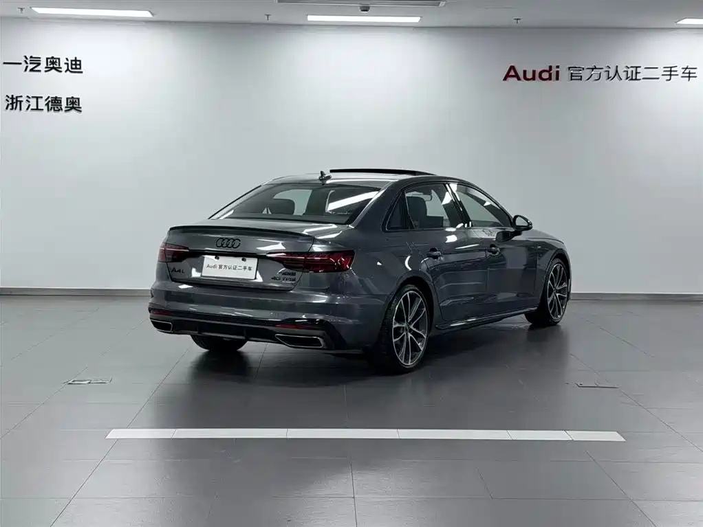 Audi A4L 2023 40 TFSI quattro Luxury Sport фото 4