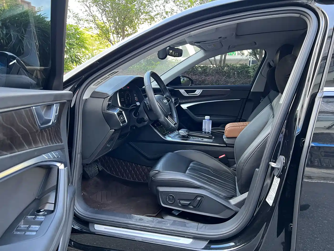 Audi A6L 2021 45 TFSI Exclusive Elegance фото 8