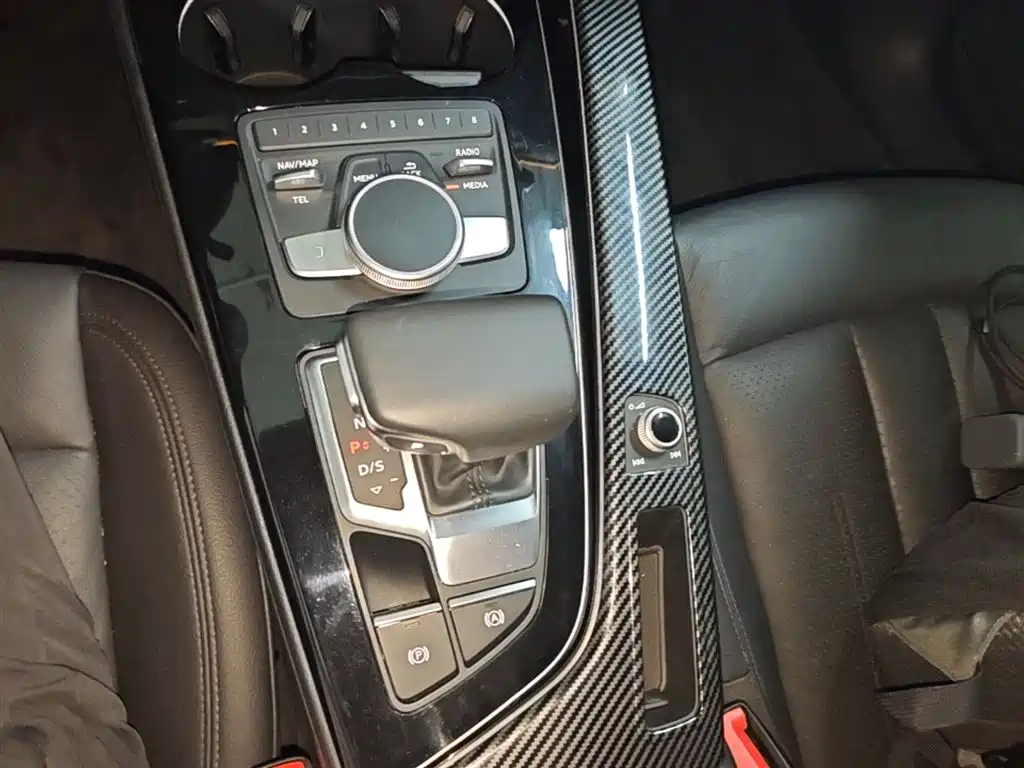 Audi A4 (Import) 2020 Avant Pioneer 40 TFSI Fashion Dynamic фото 14