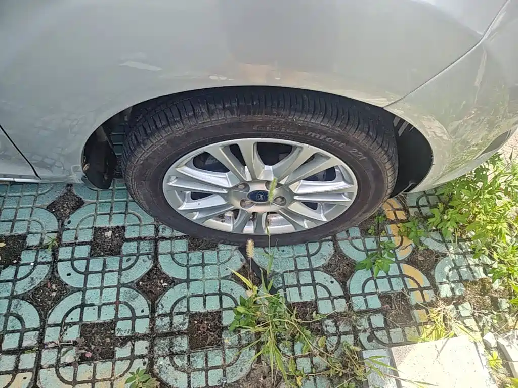 Ford Fiesta 2015 2013 Sedan 1.5L Automatic Fashion