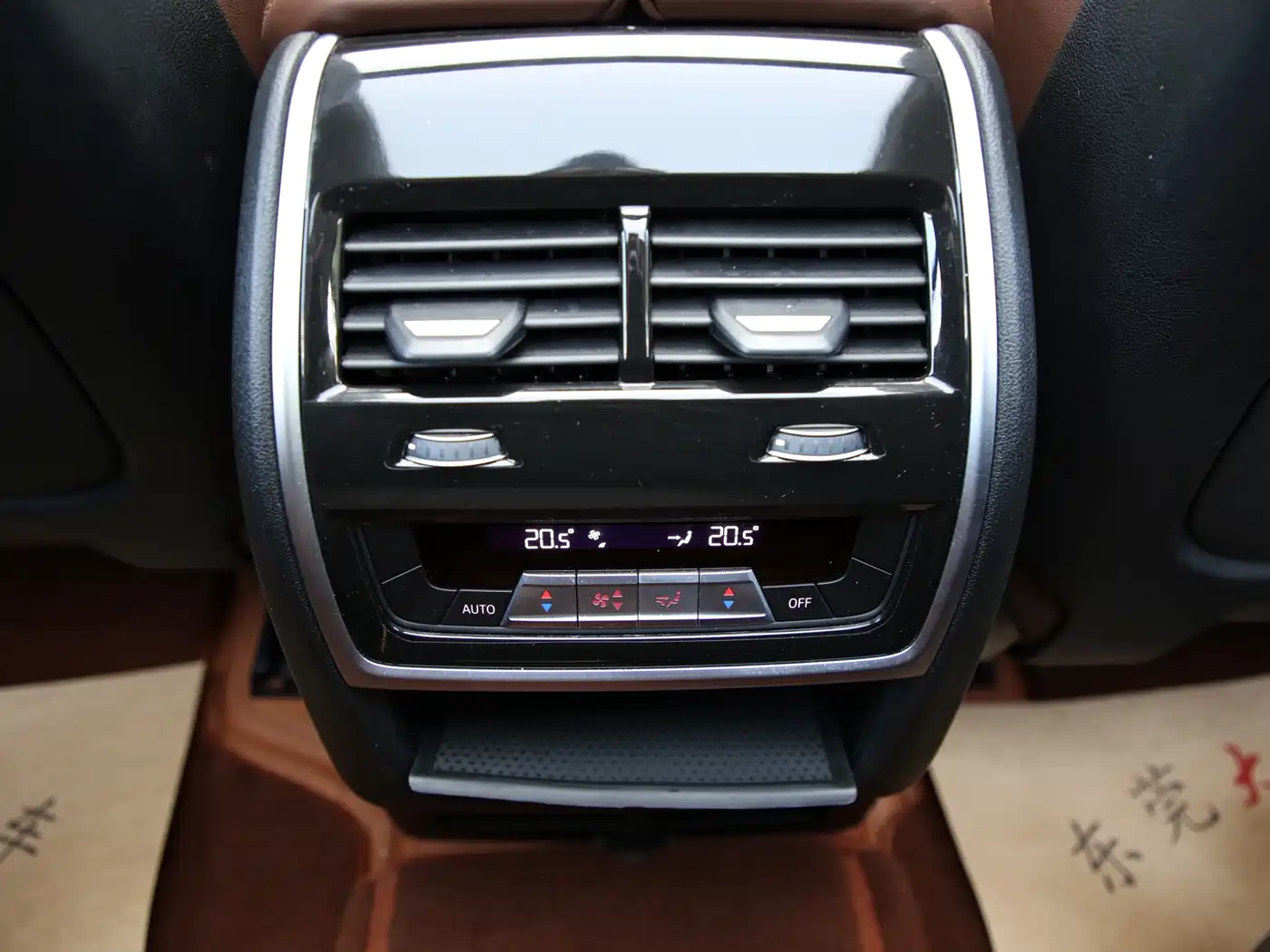 BMW X7 2023 xDrive40i Leading Luxury Package фото 11