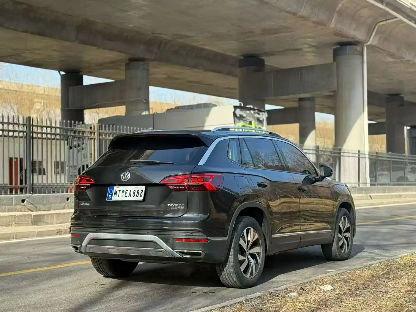 Volkswagen Tayron 2019 330TSI 2WD Luxury China VI фото 7