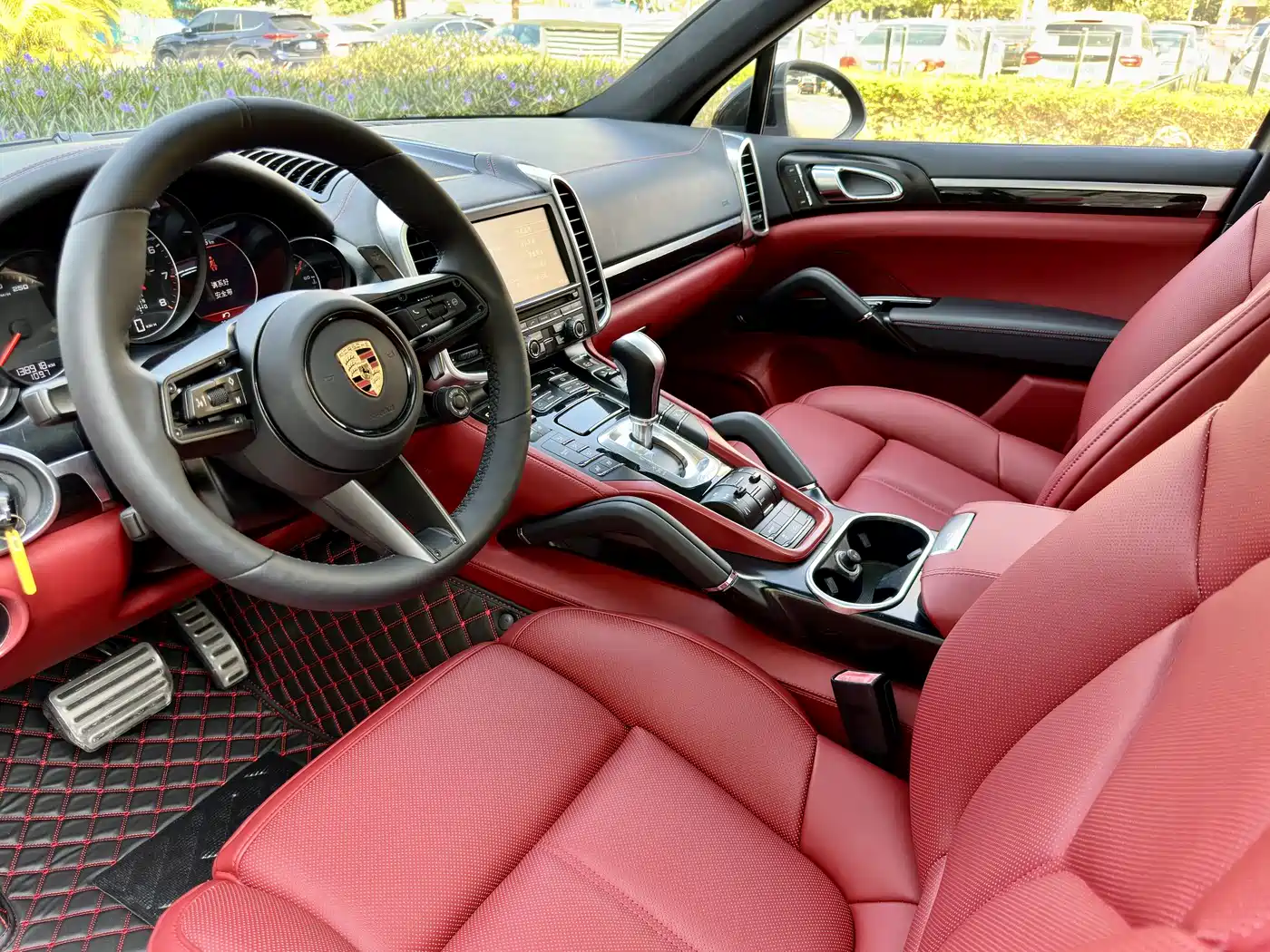 Porsche Cayenne 2011 Cayenne 3.0T фото 9