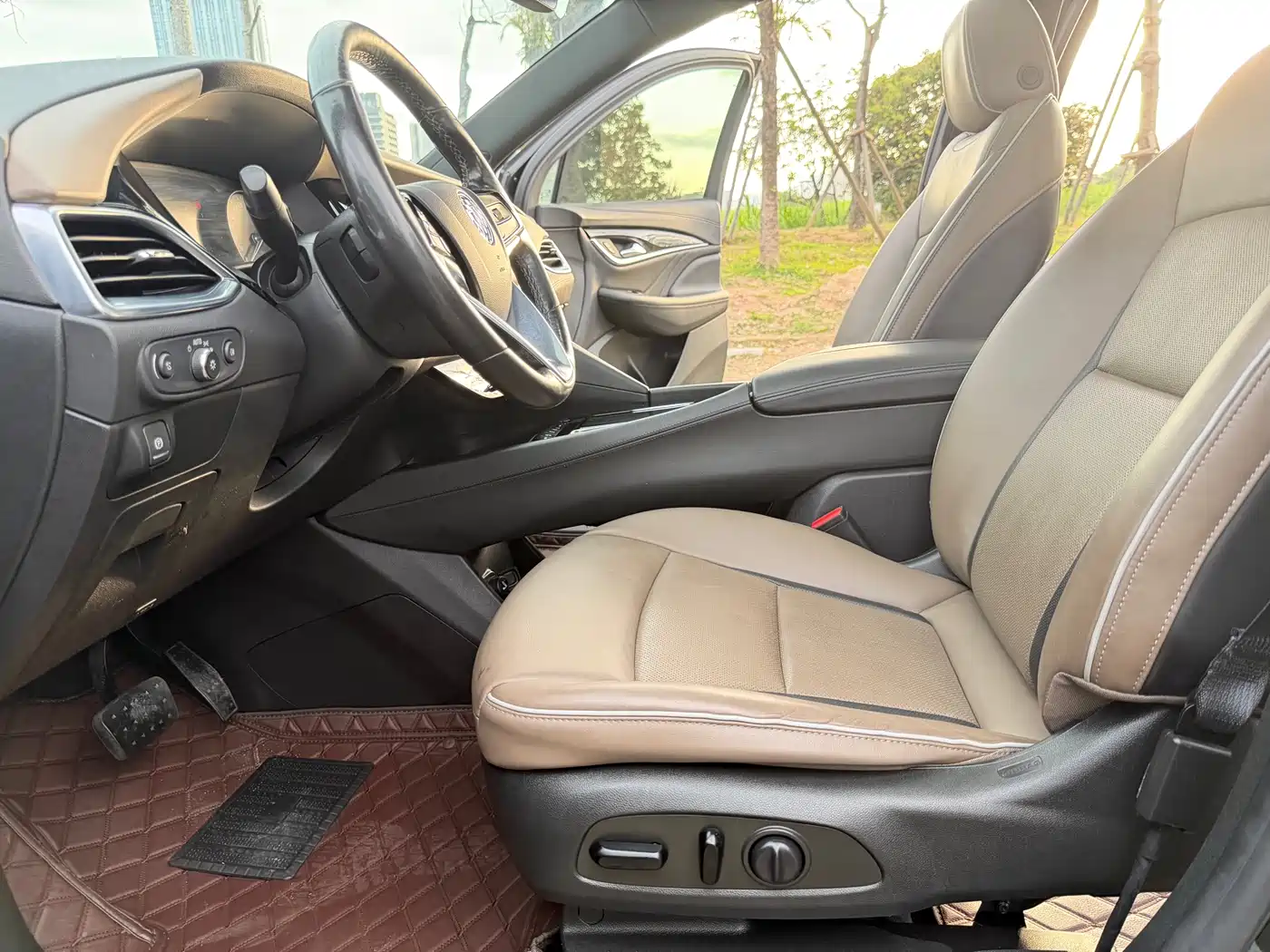 Buick Enclave 2020 28T 4WD Flagship Model фото 14