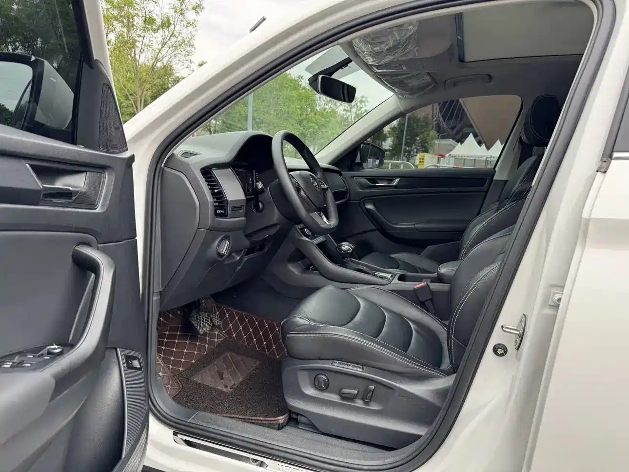 Škoda Kodiaq 2019 Facelift TSI330 7-Seater 2WD Luxury Premium Edition China V фото 8