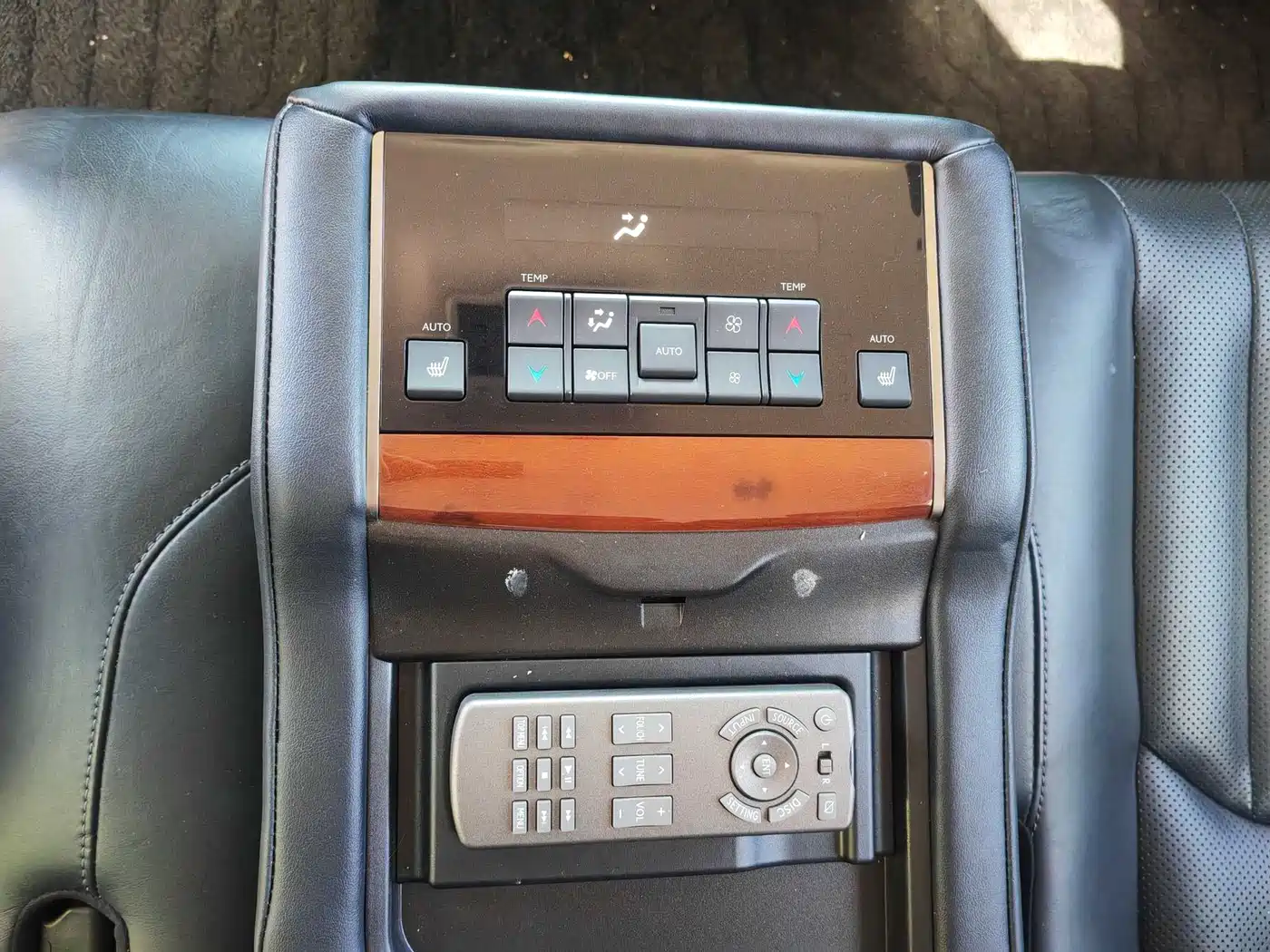 Lexus LX 2017 570 Dynamic Luxury фото 7