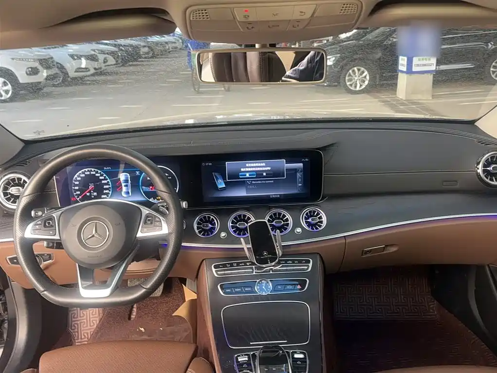 Mercedes-Benz E-Class 2019 E 200 L Sport фото 10