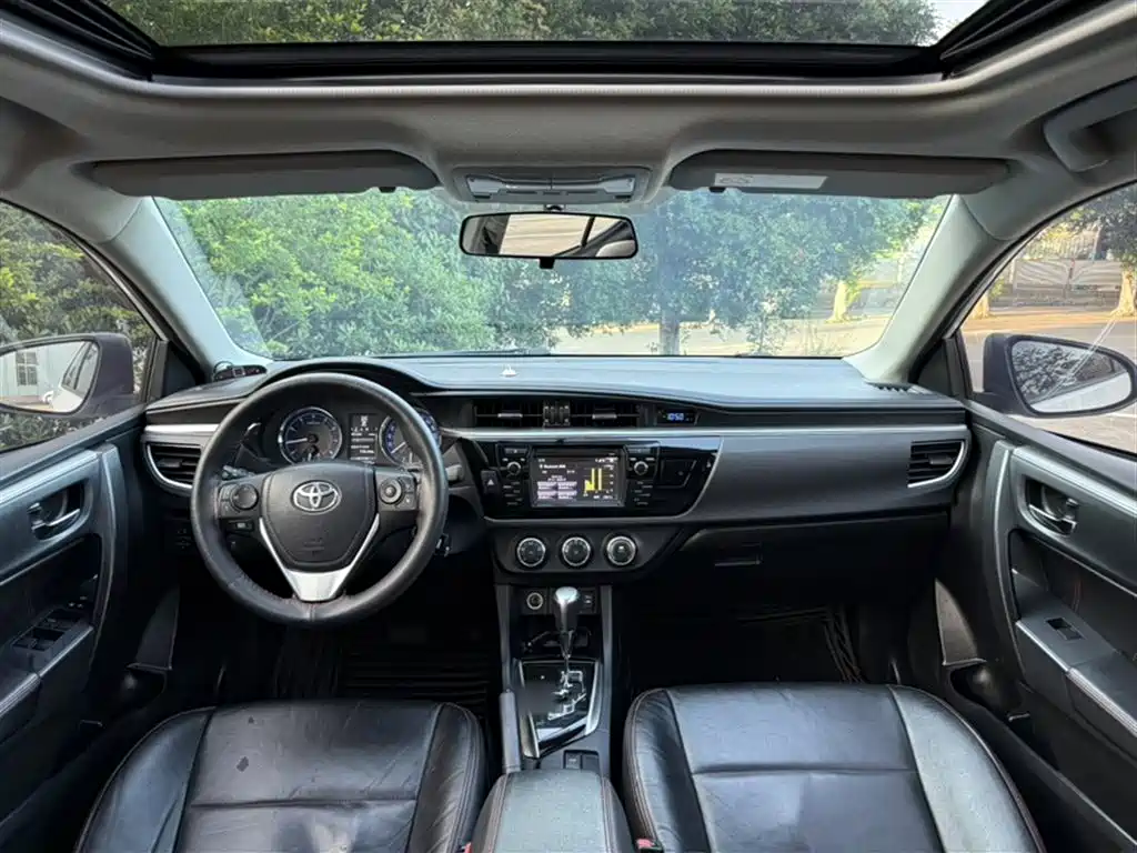 Toyota Levin 2014 1.8GS CVT Elite Edition фото 8