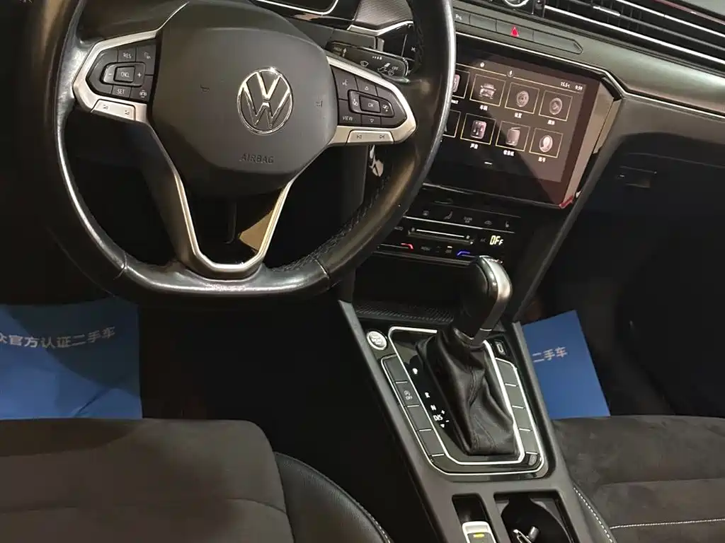 Volkswagen Magotan 2020 330TSI DSG Luxury фото 21