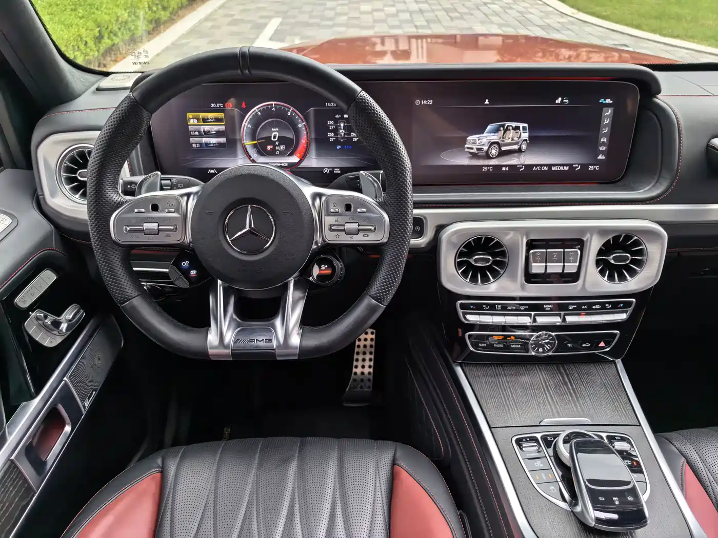 Mercedes-Benz G-Class AMG 2022 AMG G 63 фото 50