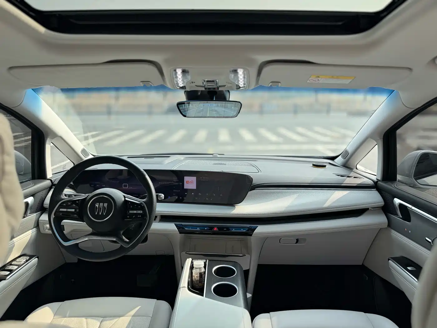 BUICK GL8 NEW ENERGY