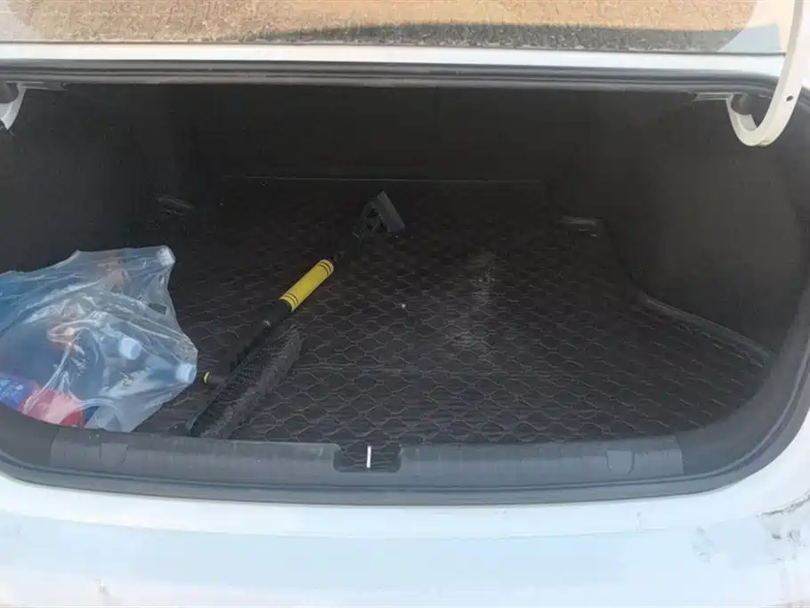 GEELY AUTOMOBILE EMGRAND