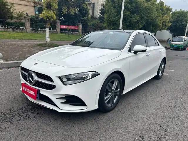 MERCEDES-BENZ A CLASS