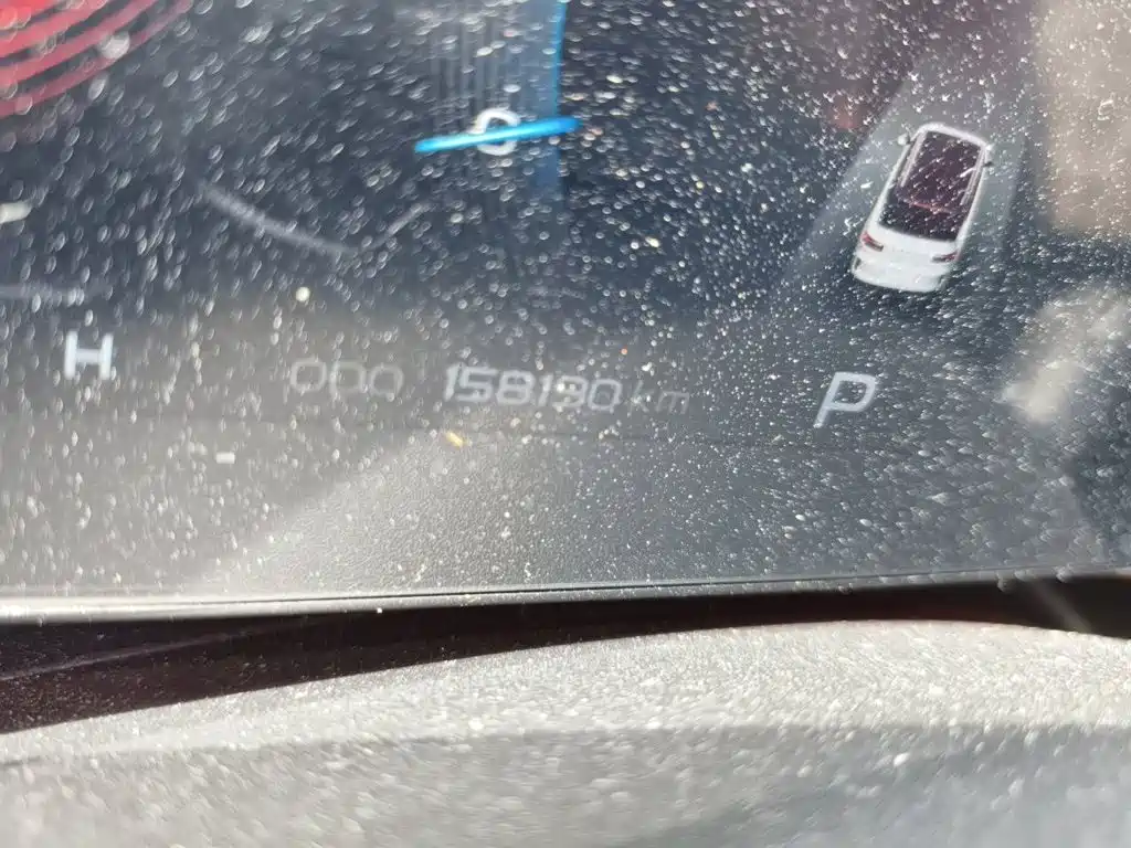 Фото 5 - Geely ICON