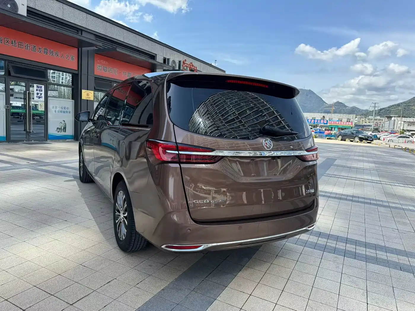 BUICK GL8