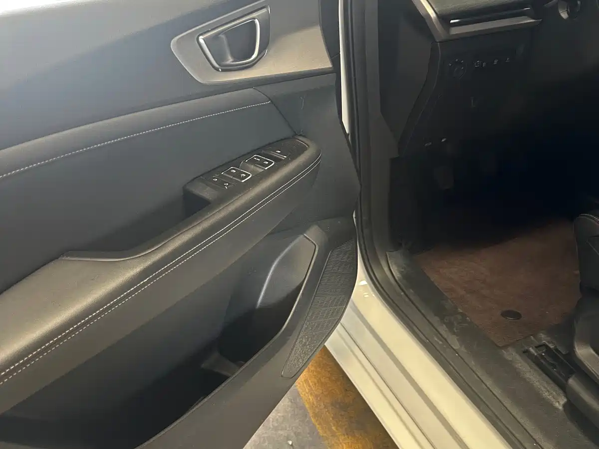 WULING AUTOMOBILE WULING JIACHEN