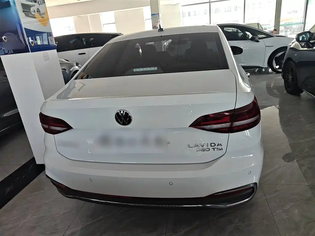 Volkswagen Lavida 2023 280TSI DSG Comfort Edition фото 11